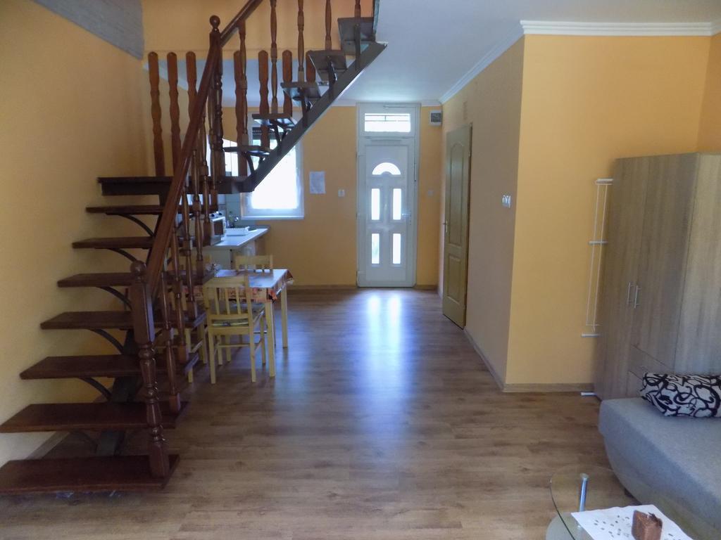 Narcisz Apartman Gyula Luaran gambar